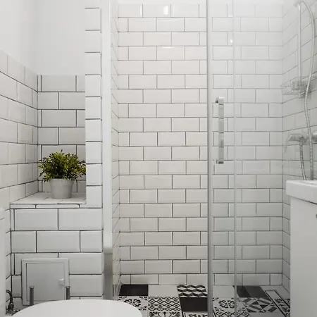 Апартаменты Amazing Terrace With View Of Old Town