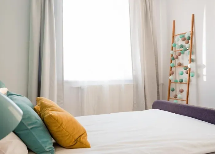 Amazing Terrace With View Of Old Town Бухарест